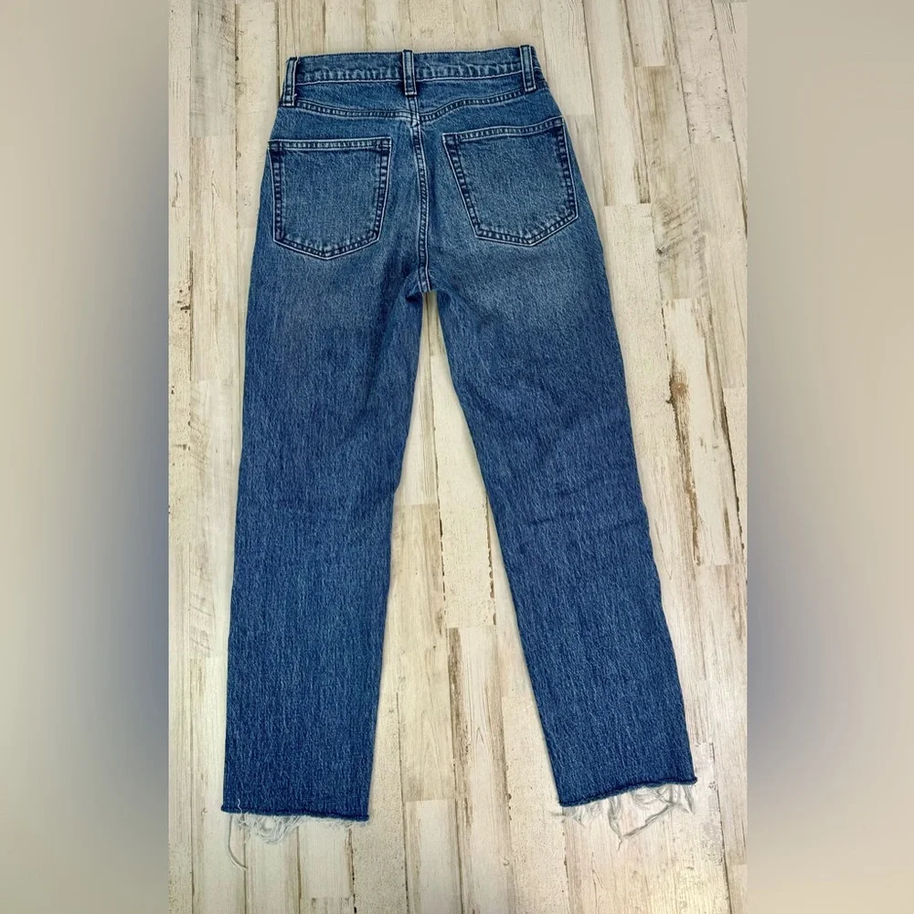 Gap Cheeky Straight Sky High Mid Rise Women Jeans - Size 24| 00R (26x25) - Picture 8 of 10